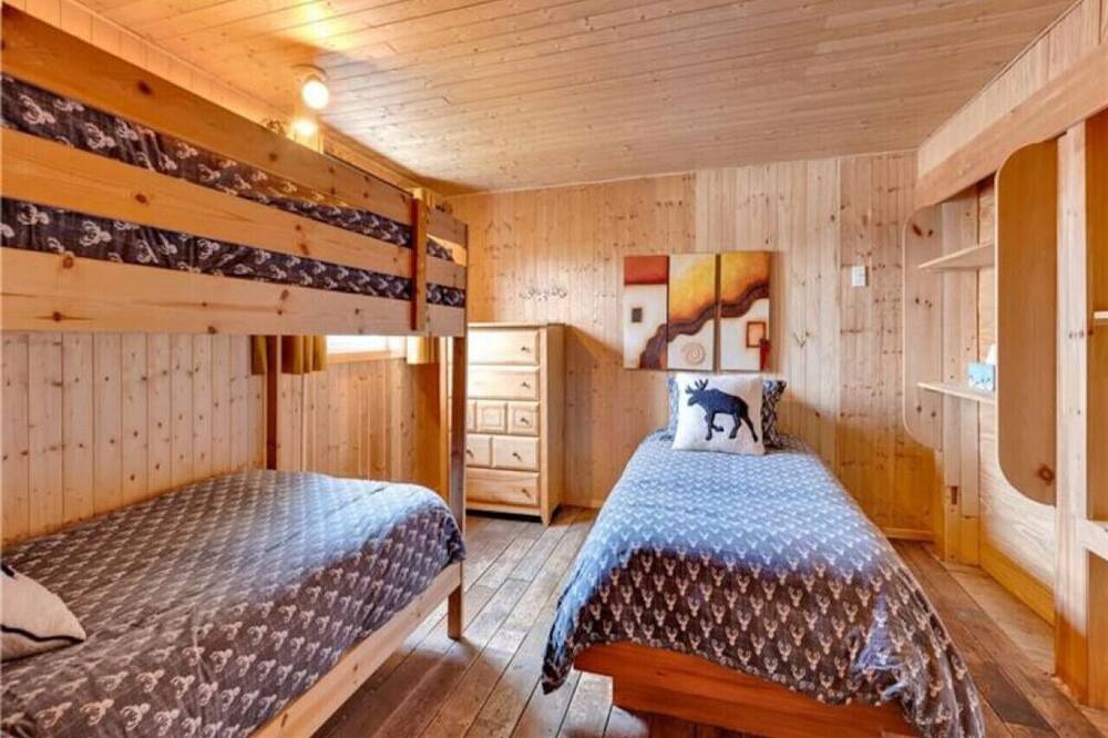Photo of Bedroom in Amherst