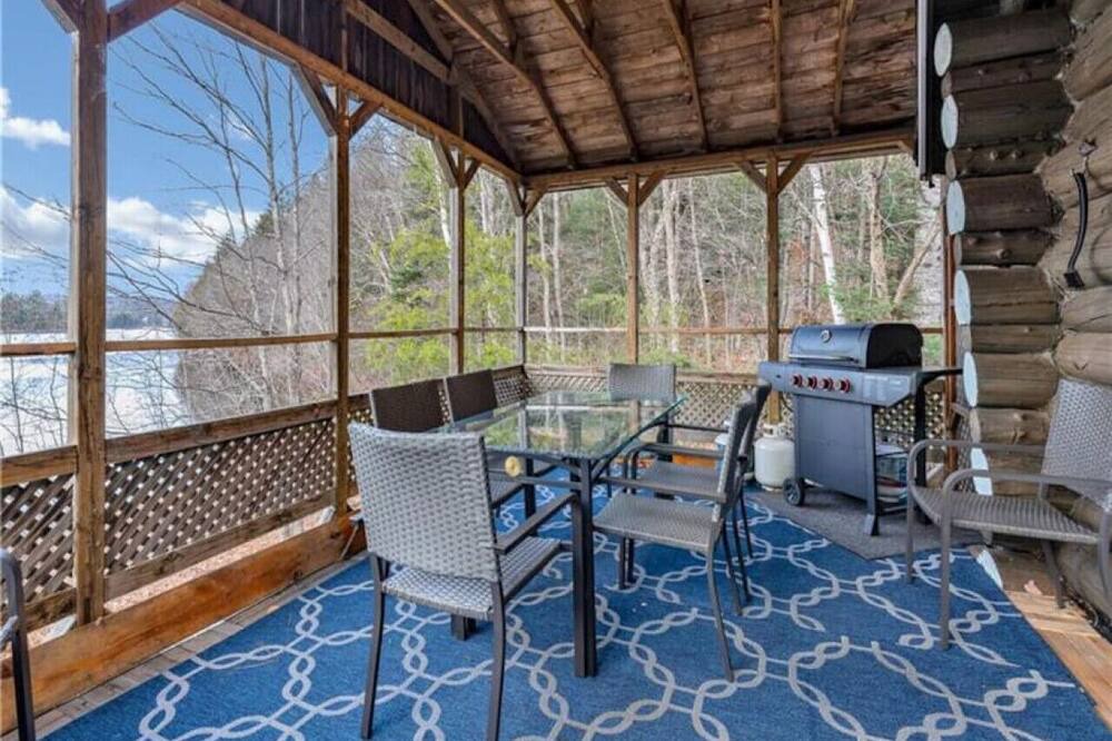 Photo of Outdoor in Amherst