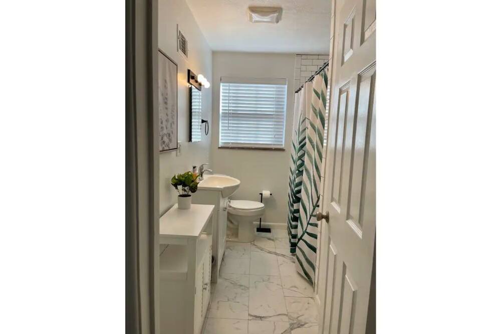 Photo of Bathroom in Huntington