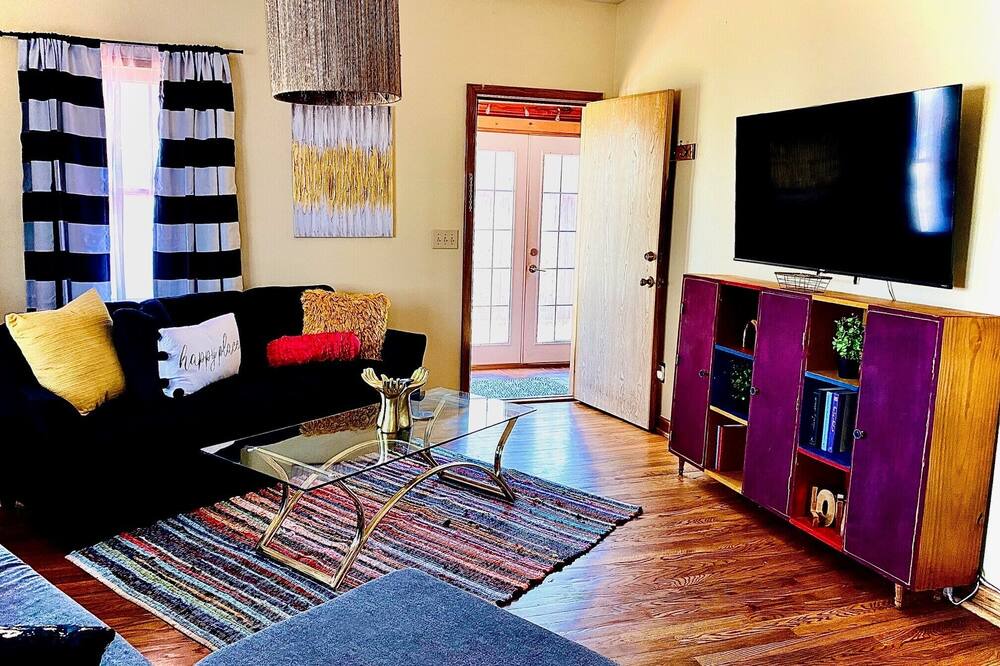 Photo of Bedroom in Norman