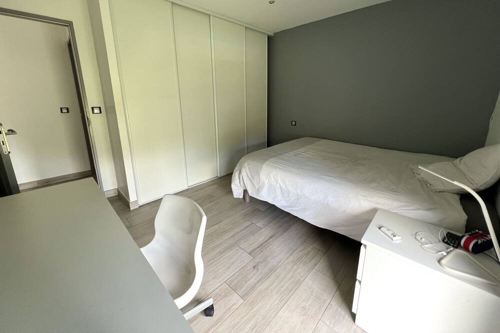 Photo of Bedroom in Castries