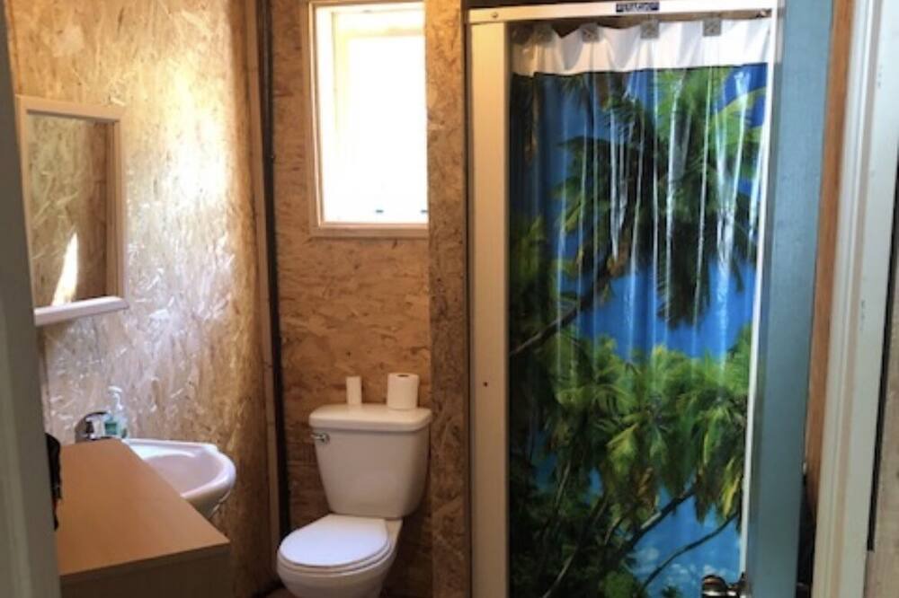 Photo of Bathroom in Saint-Raymond