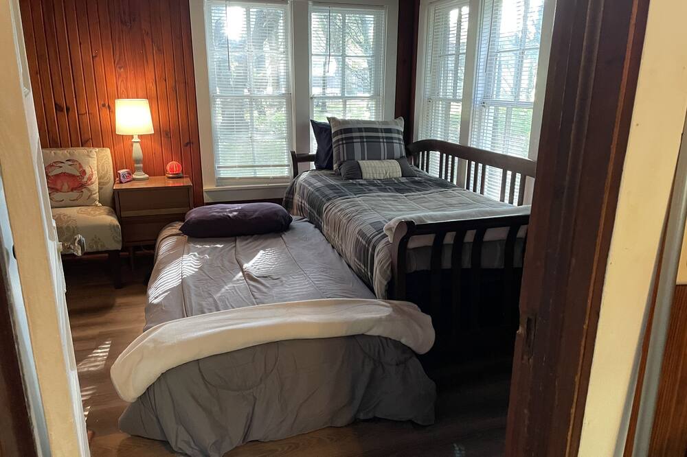 Photo of Bedroom in Richwood