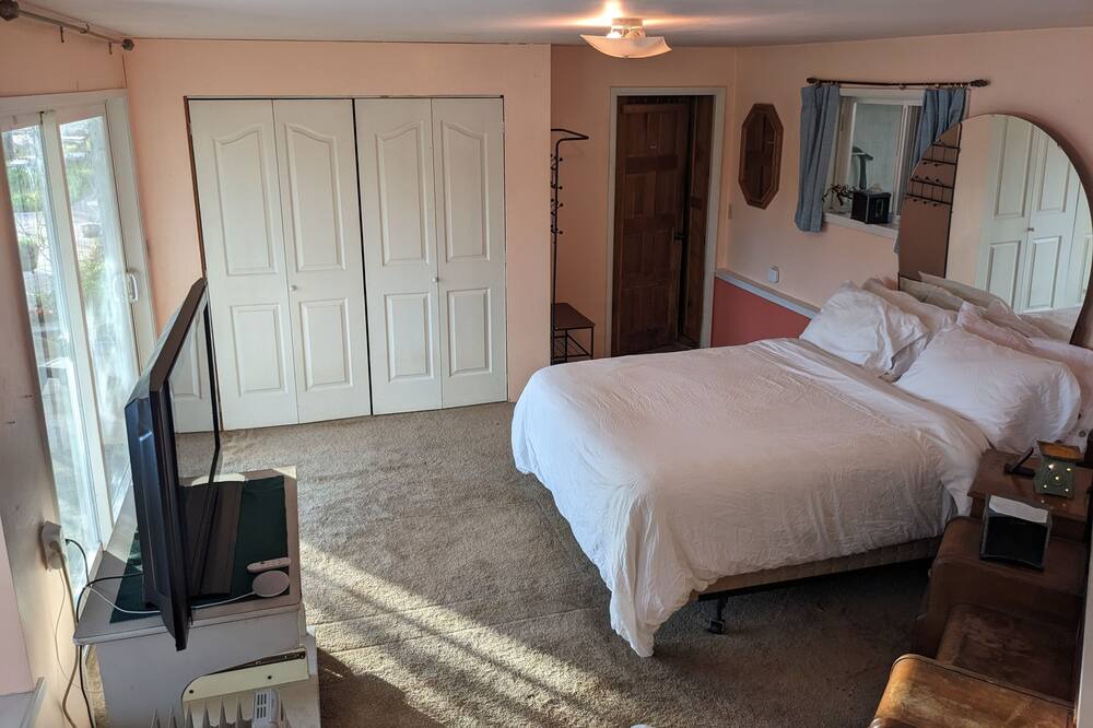 Photo of Bedroom in Marrowstone