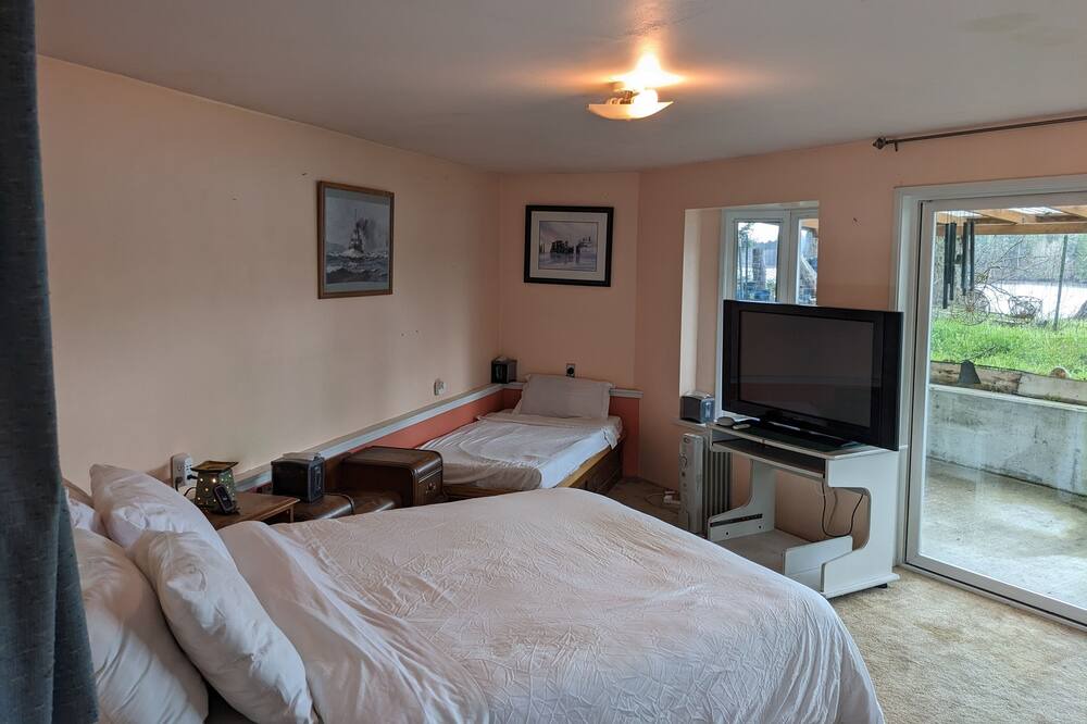Photo of Bedroom in Marrowstone