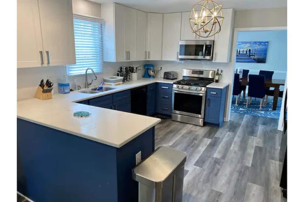 Photo of Kitchen in Chester