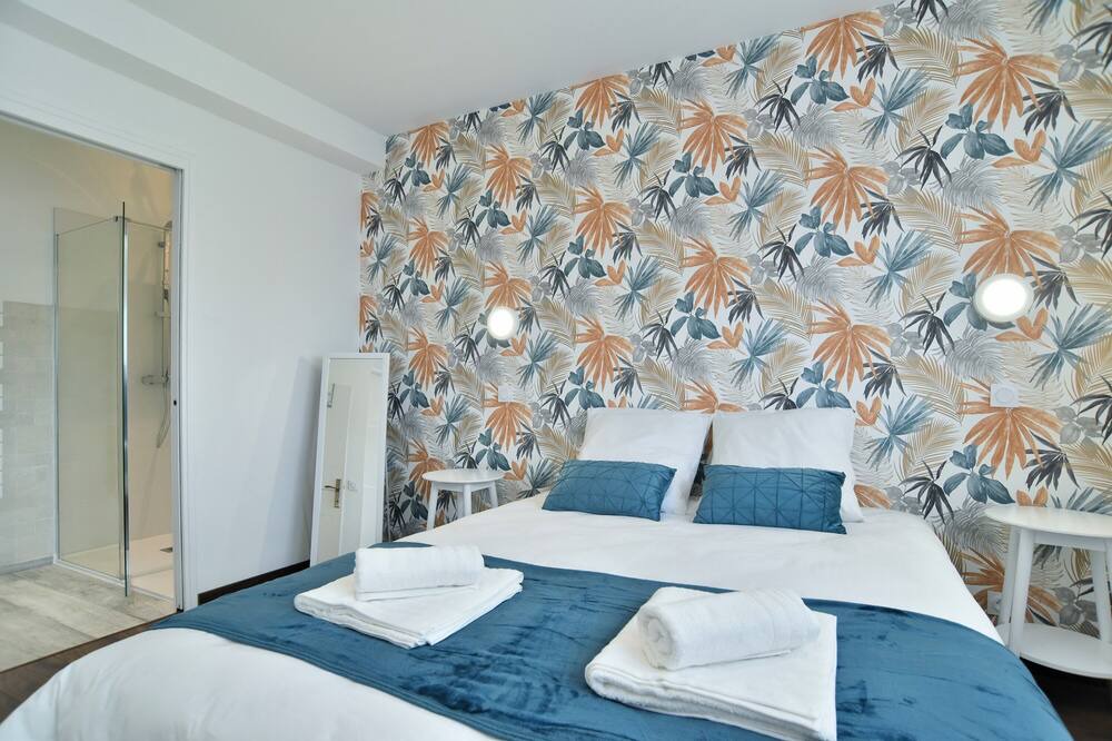 Photo of Bedroom in Lanvallay