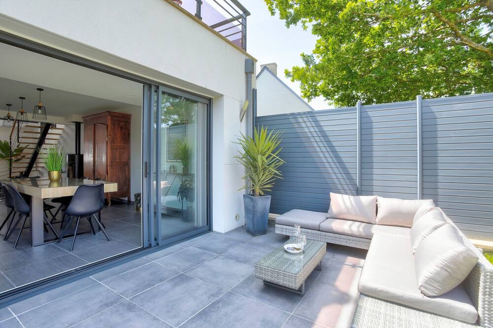 Photo of Patio Balcony in Lanvallay