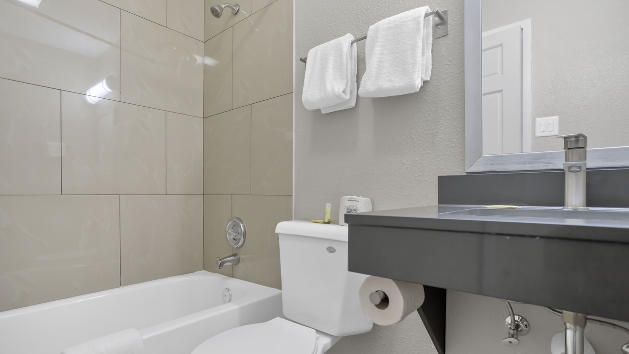 Photo of Bathroom in Bridgeview