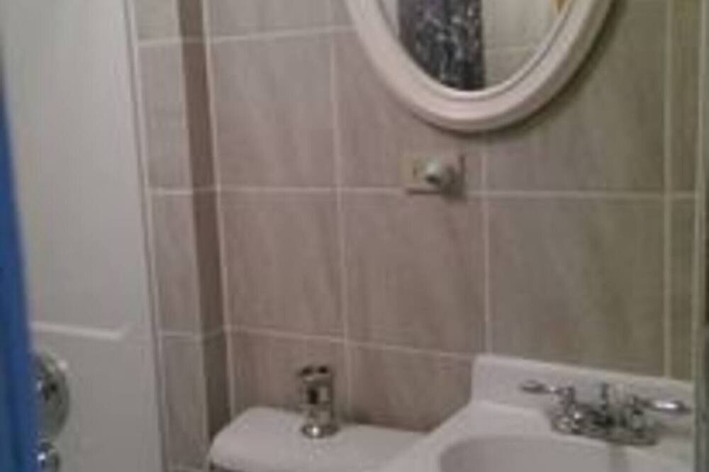 Photo of Bathroom in Springfield