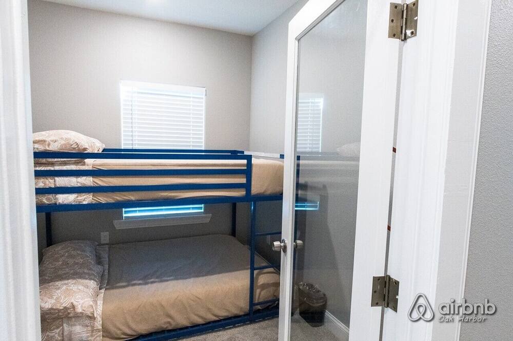 Photo of Bedroom in Azle