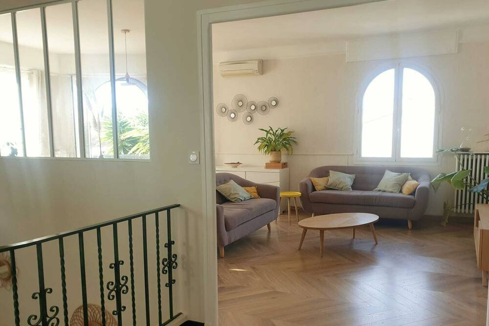 Photo of Livingroom in Toulouges