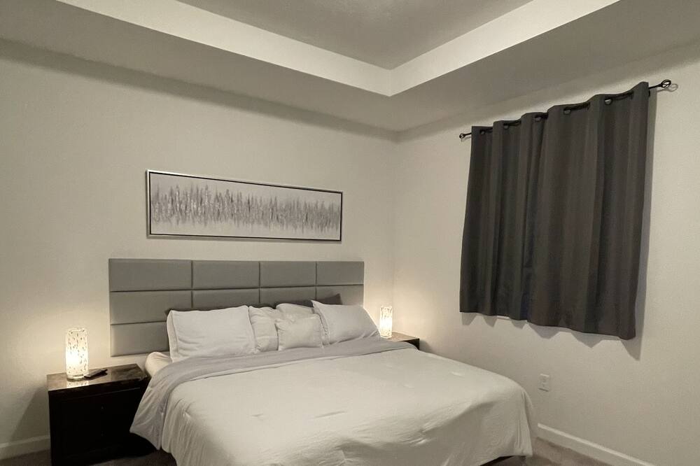 Photo of Bedroom in Homestead