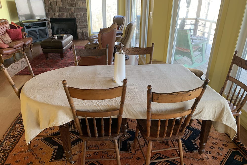 Photo of Others in Mammoth Spring