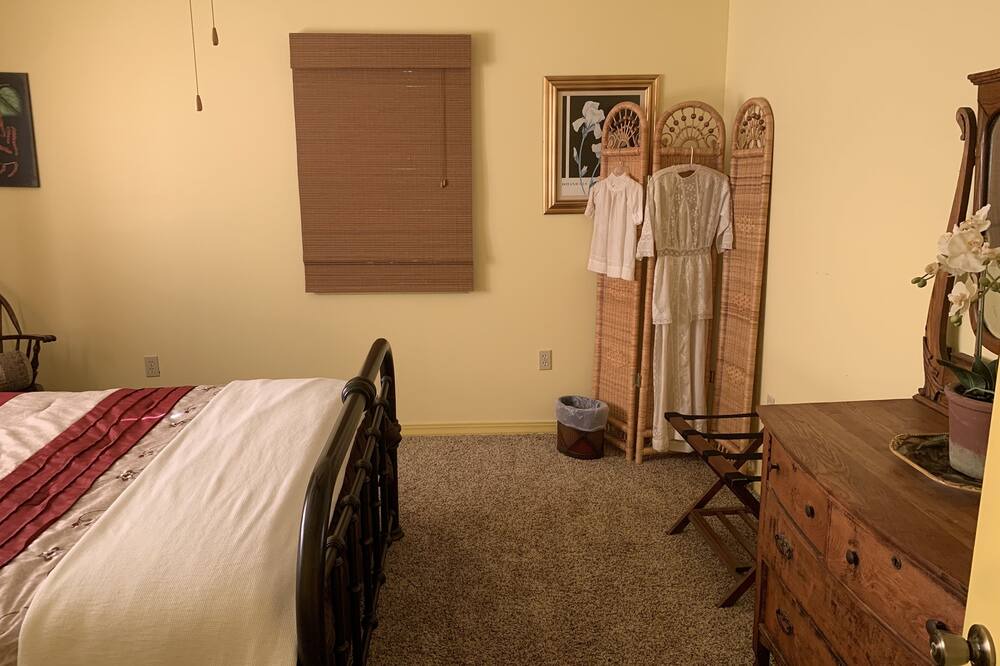 Photo of Bedroom in Mammoth Spring