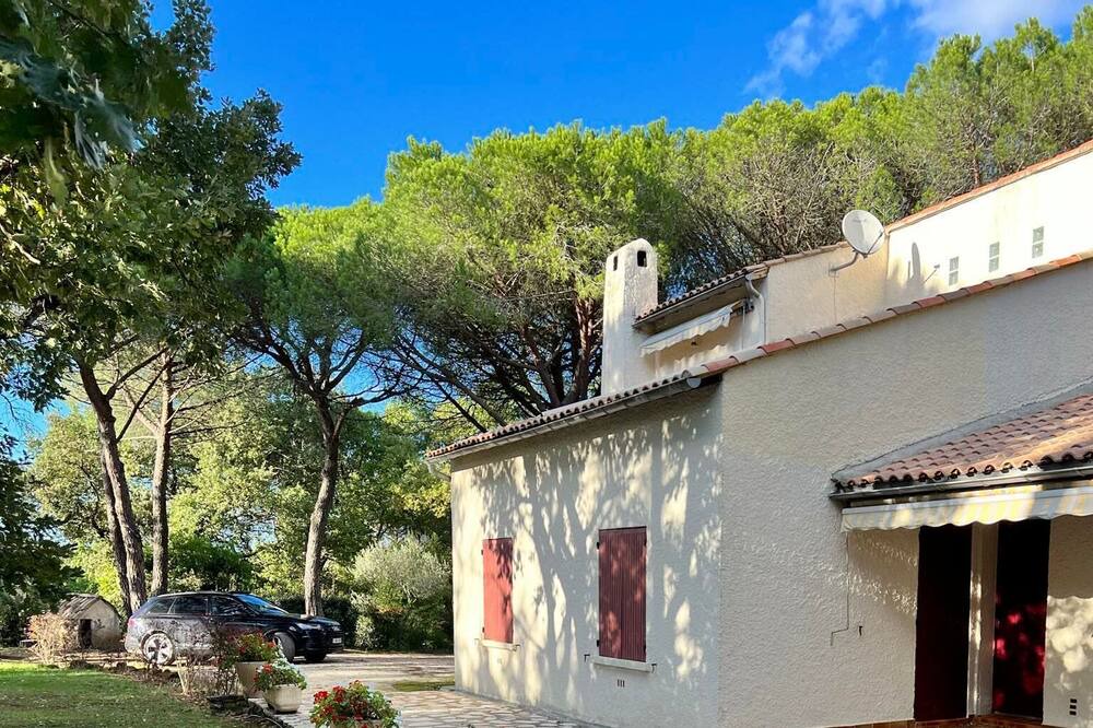 Photo of Outdoor in Saint-Andre-d'Olerargues