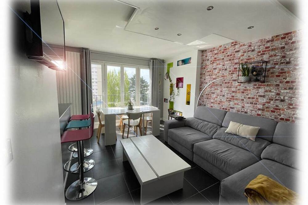 Photo of Livingroom in Graville