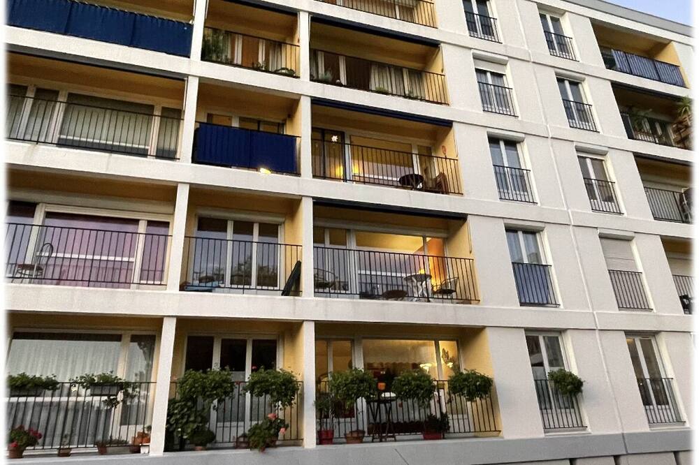 Photo of Outdoor in Graville