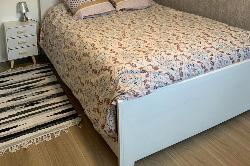 Photo of Bedroom in Chatenoy-le-Royal