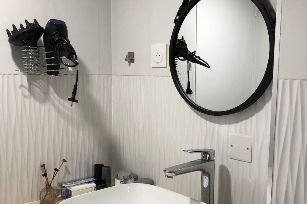 Photo of Bathroom in Bourg-la-Reine