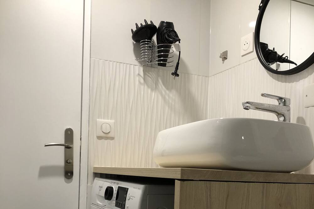 Photo of Bathroom in Bourg-la-Reine