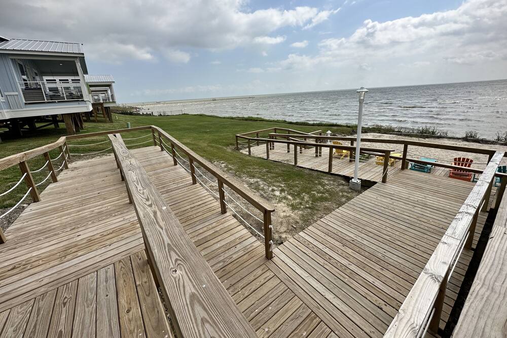 Photo of Outdoor in Beach City