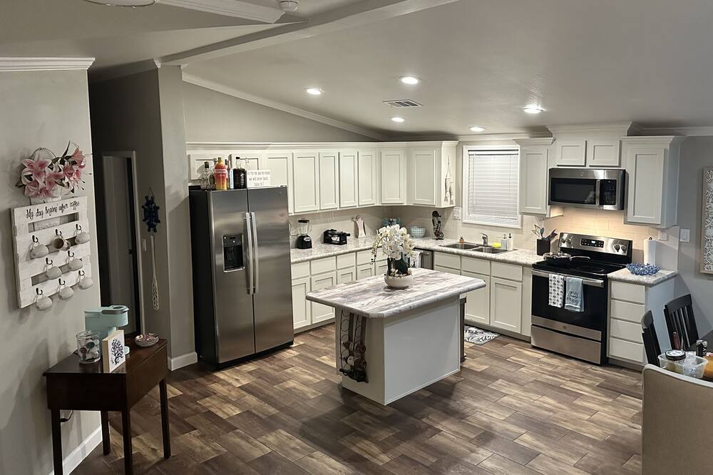 Photo of Kitchen in Beach City