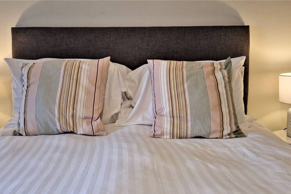 Photo of Bedroom in Perranuthnoe