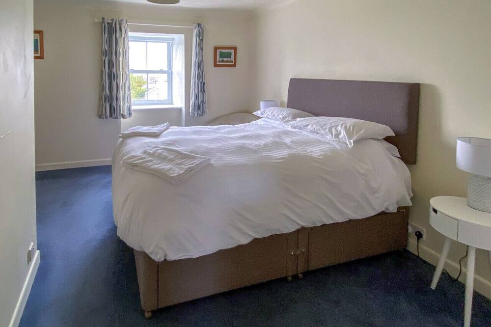 Photo of Bedroom in Perranuthnoe