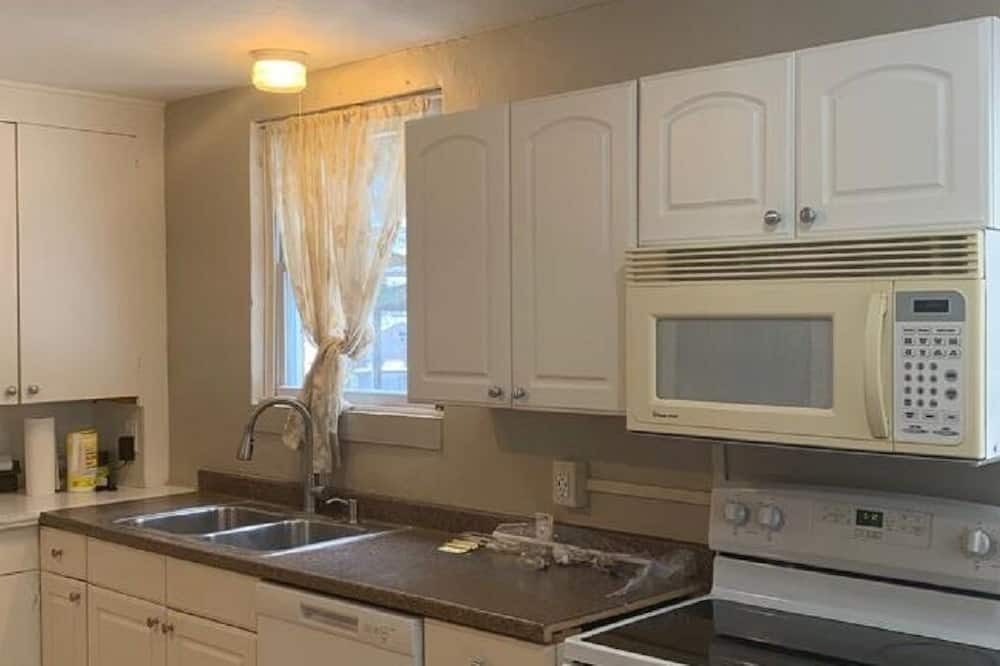 Photo of Kitchen in North Canton