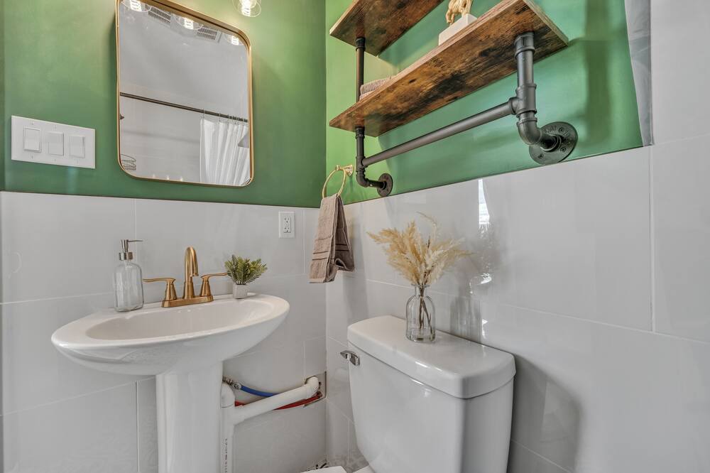 Photo of Bathroom in Pine Grove