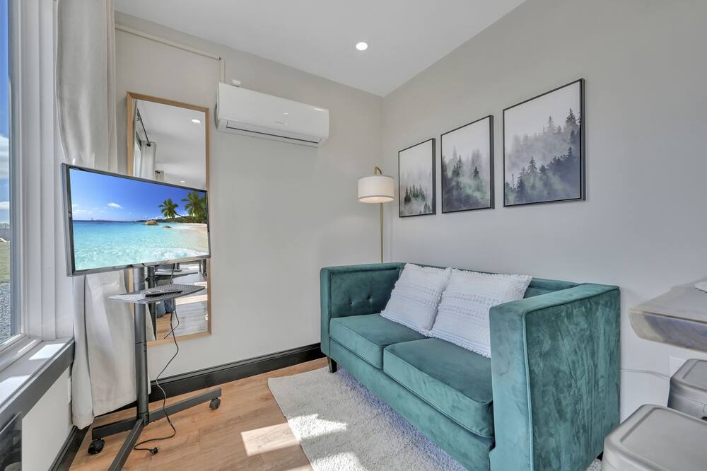 Photo of Livingroom in Pine Grove