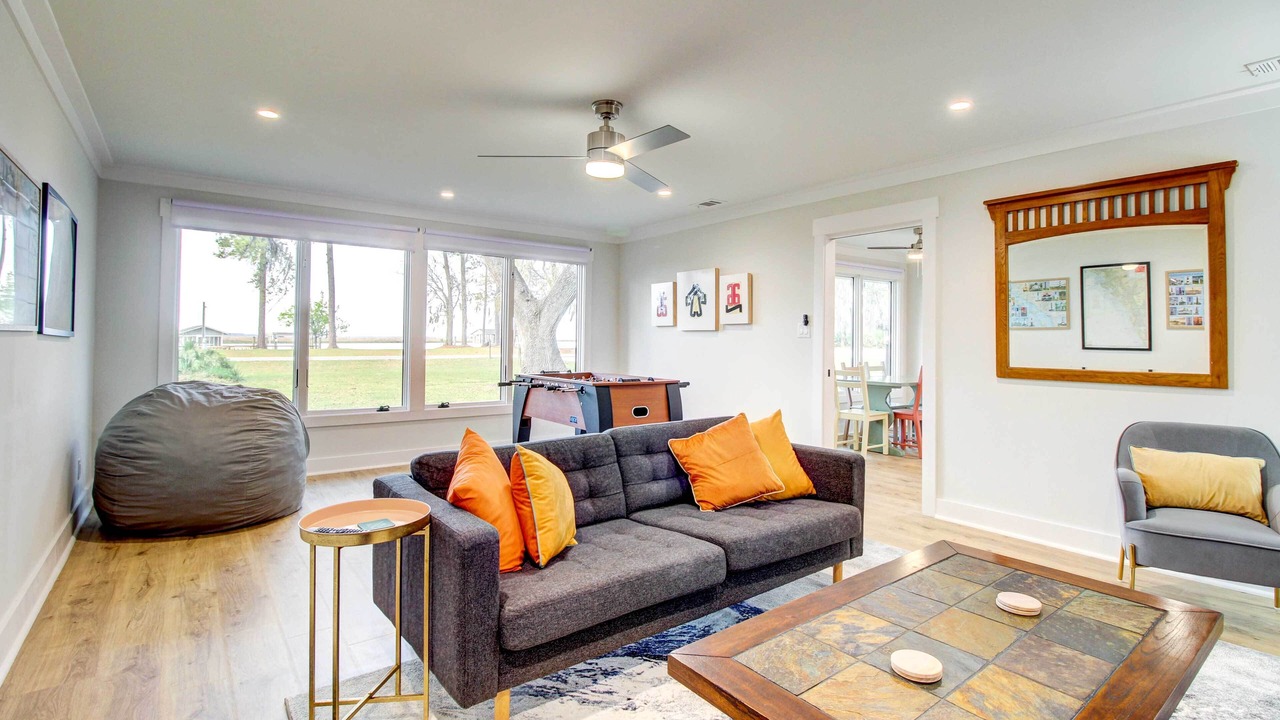 Photo of Livingroom in Richmond Hill