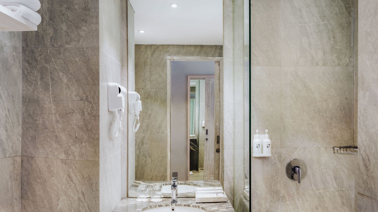Photo of Bathroom in Praya