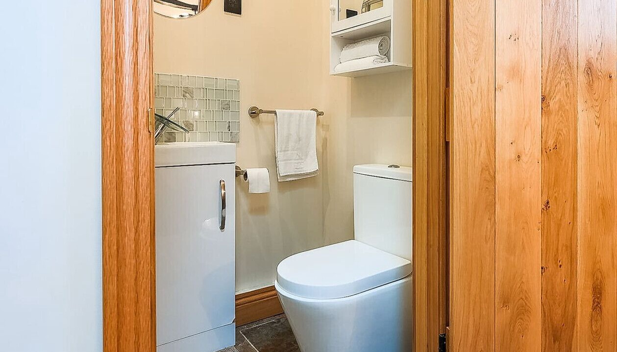 Photo of Bathroom in Grafton Regis