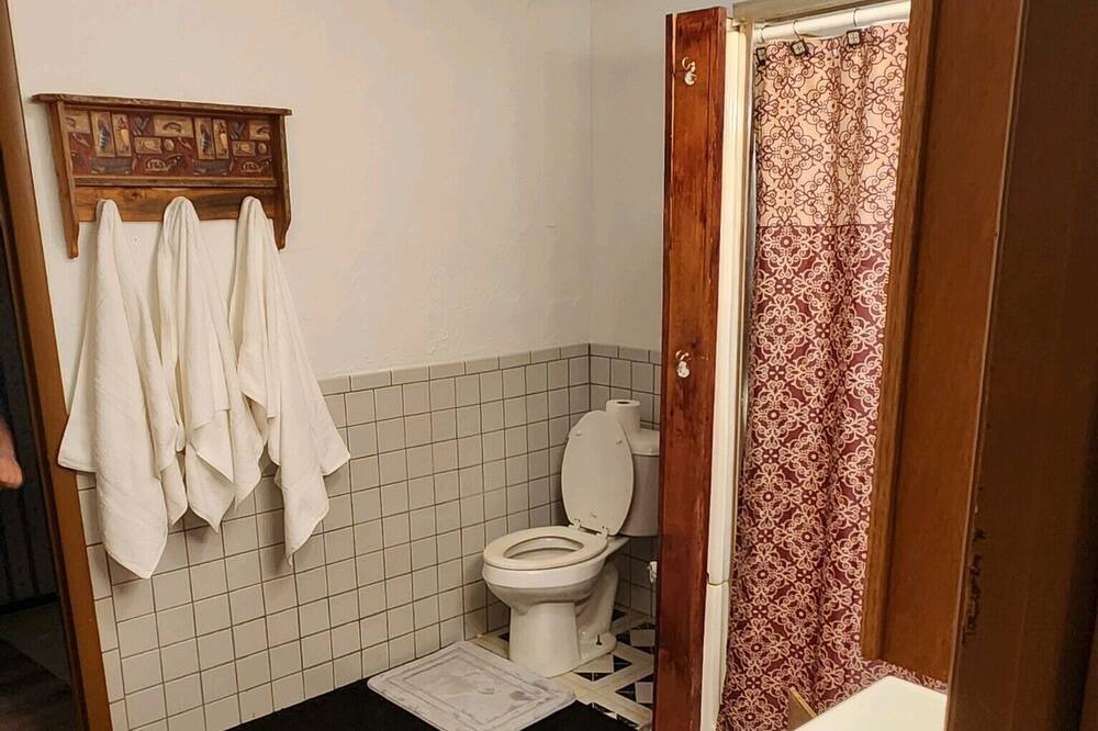 Photo of Bathroom in Sentinel