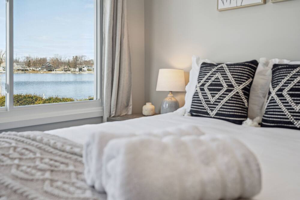 Photo of Bedroom in Wolverine Lake