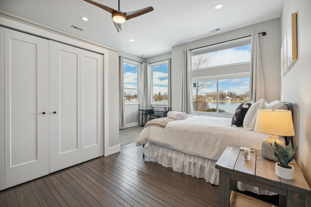 Photo of Bedroom in Wolverine Lake