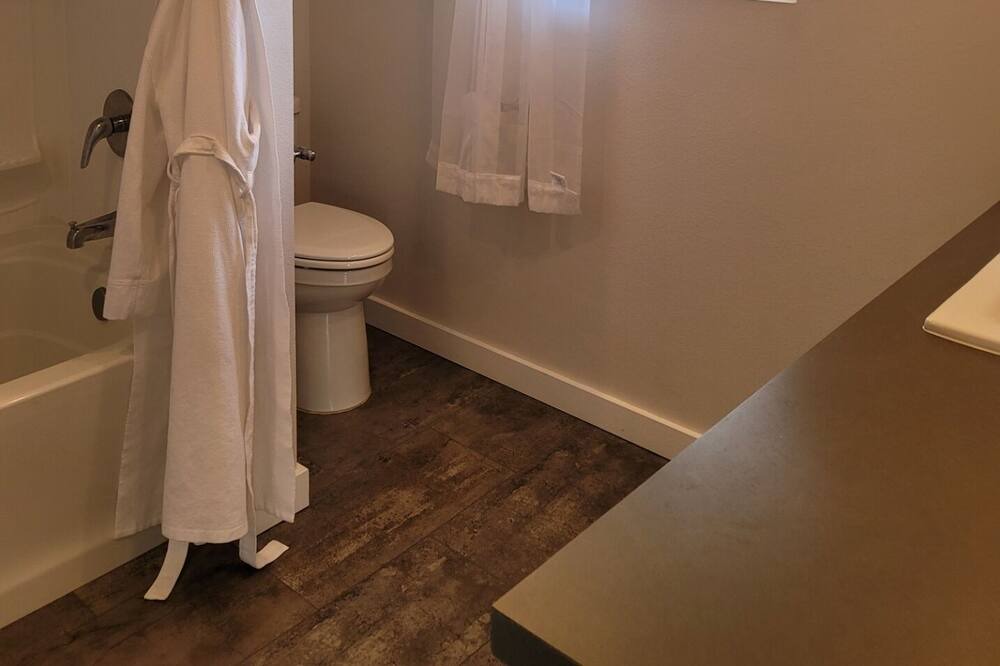 Photo of Bathroom in Fort Lewis