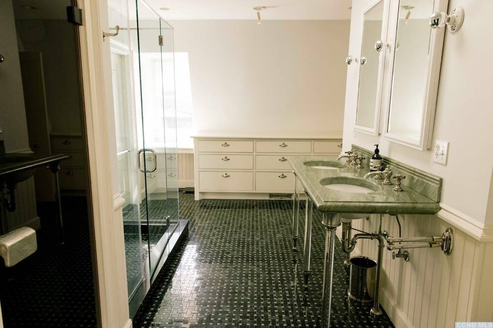 Photo of Bathroom in Claverack-Red Mills