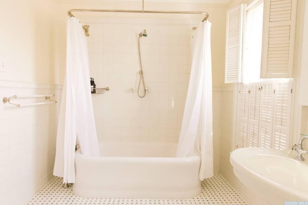 Photo of Bathroom in Claverack-Red Mills