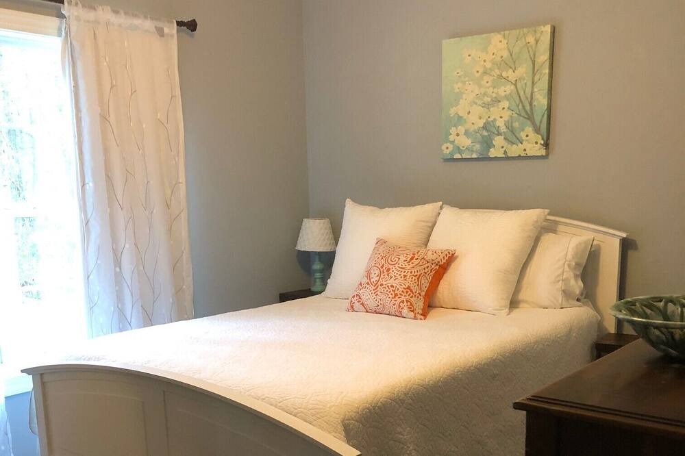 Photo of Bedroom in Brunswick