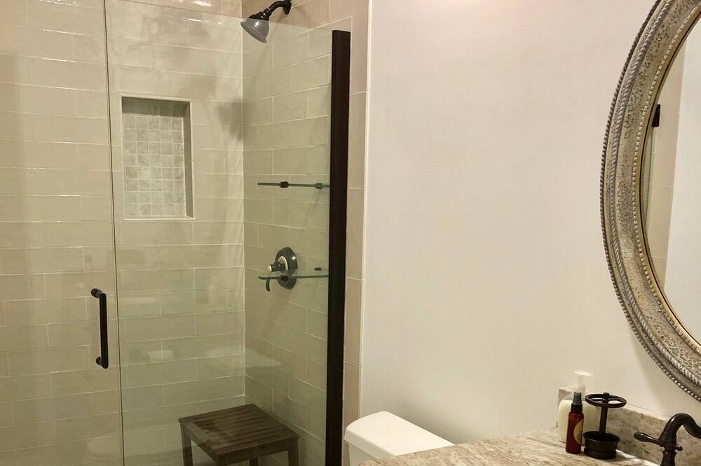 Photo of Bathroom in Brunswick