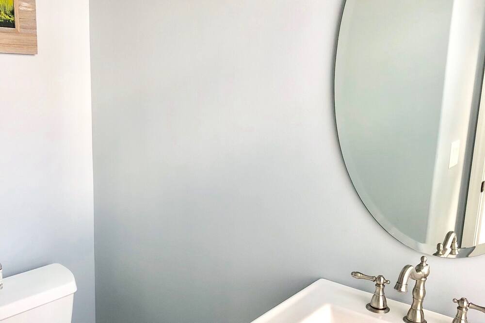 Photo of Bathroom in Brunswick