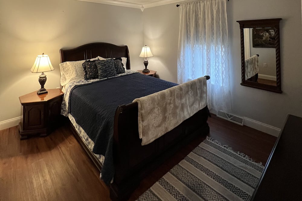 Photo of Bedroom in Ephrata