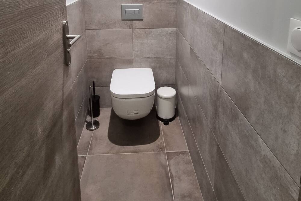 Photo of Bathroom in Vif