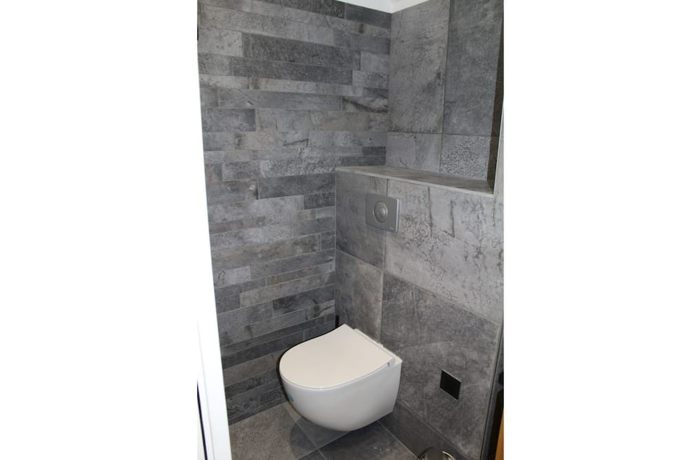 Photo of Bathroom in Saint-Genix-sur-Guiers