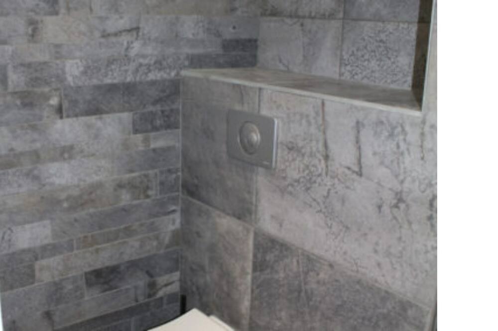 Photo of Bathroom in Saint-Genix-sur-Guiers