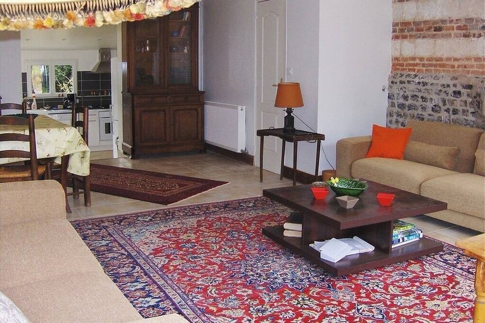 Photo of Livingroom in Saint-Aubin-sur-Scie