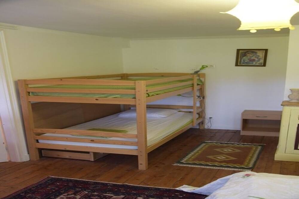 Photo of Bedroom in Saint-Aubin-sur-Scie